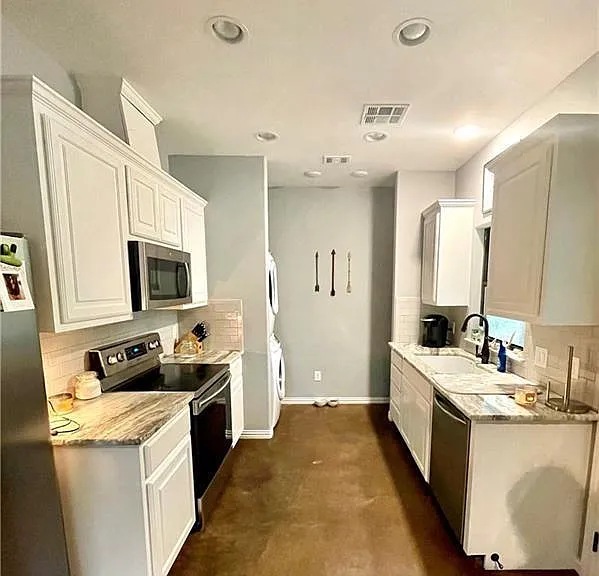 11357 Oak Lake Rd — Photo 5
