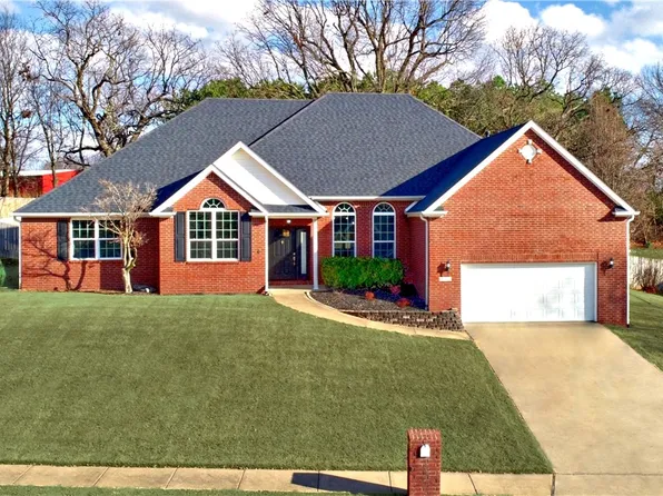 3947 Savannah Ln, Springdale, AR 72762