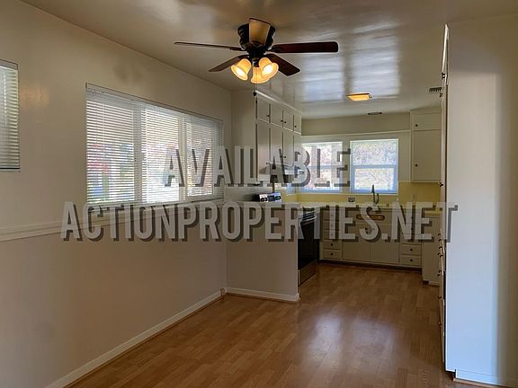 4th image of 207 Park Dr