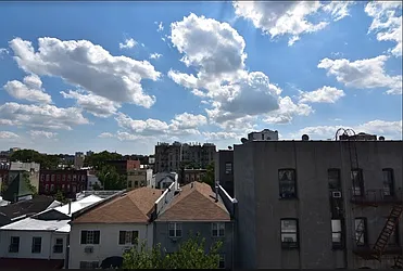 Rented by Elite NY Holdings