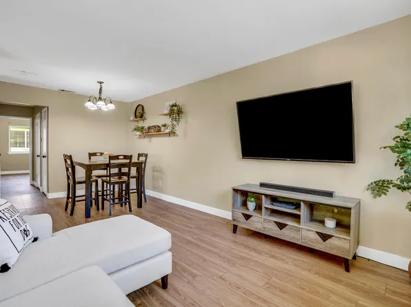 6252 Cavan Dr APT 4, Citrus Heights, CA 95621