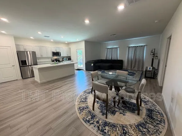 1705 Orchid Ave, Dixon, CA 95620