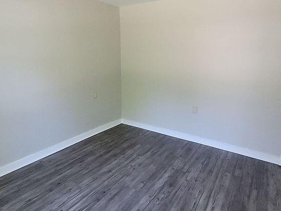 2nd image of 972 Brooks Ave #972