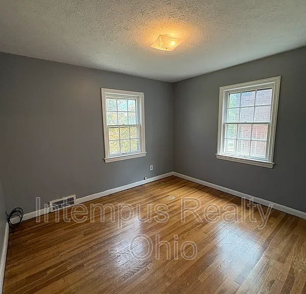 3882 Faversham Rd — Photo 25