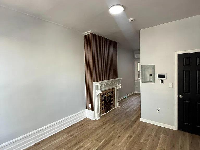 850 N 22nd St #1 — Photo 6