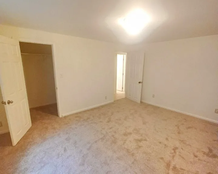 1525 Meeker Dr — Photo 20