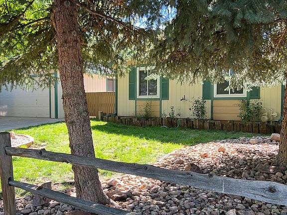 Low maintenance front yard