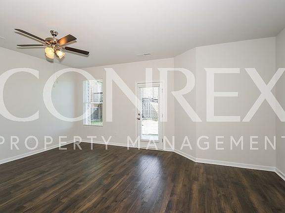 5th image of 2029 River Park Dr