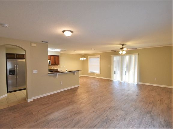 4th image of 3541 Cardinal Feather Dr