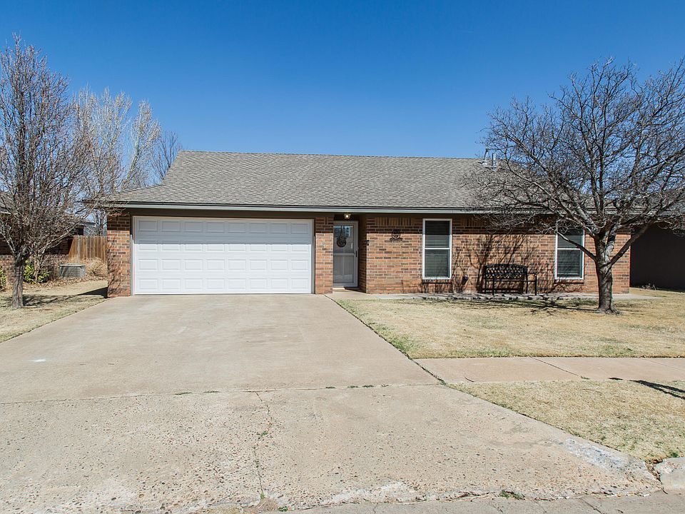 1st image of 4204 Ridgeway Dr