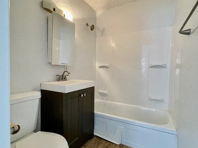 340 S Winebiddle St #3 — Photo 9