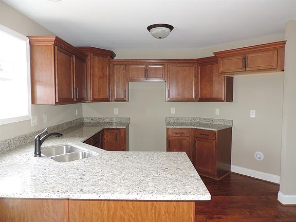 5th image of 177 Ringgold Ests Lot 177