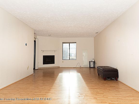 2nd image of 1457 E Pond Dr APT 36
