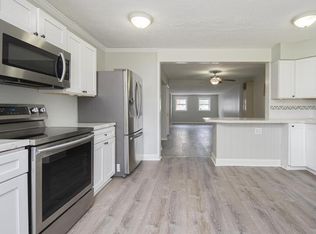 690 2nd Ave, Troy, NY 12182