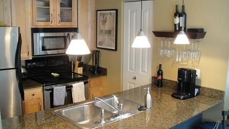 4th image of 5330 Pershing Ave APT 207