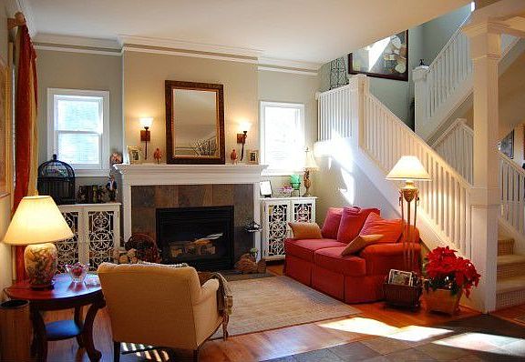 Living Room w/Fire Place