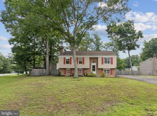 1909 Black Oak Ct, Waldorf, MD 20601