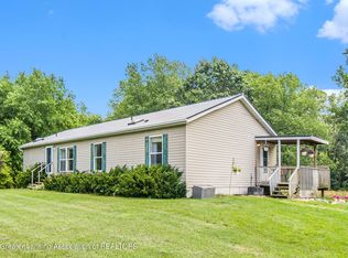 9037 W Braden Rd, Haslett, MI 48840