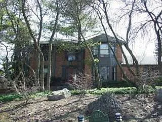 28241 New Bedford Dr photo 1