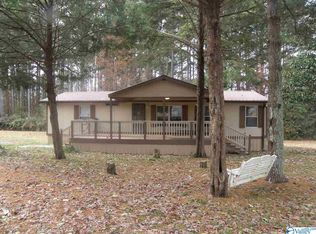 76 Monarch Dr, Arab, AL 35016