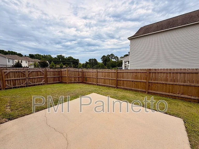 147 Saint George Rd — Photo 28