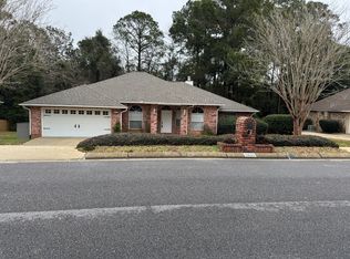 6008 Forest Green Rd, Pensacola, FL 32505