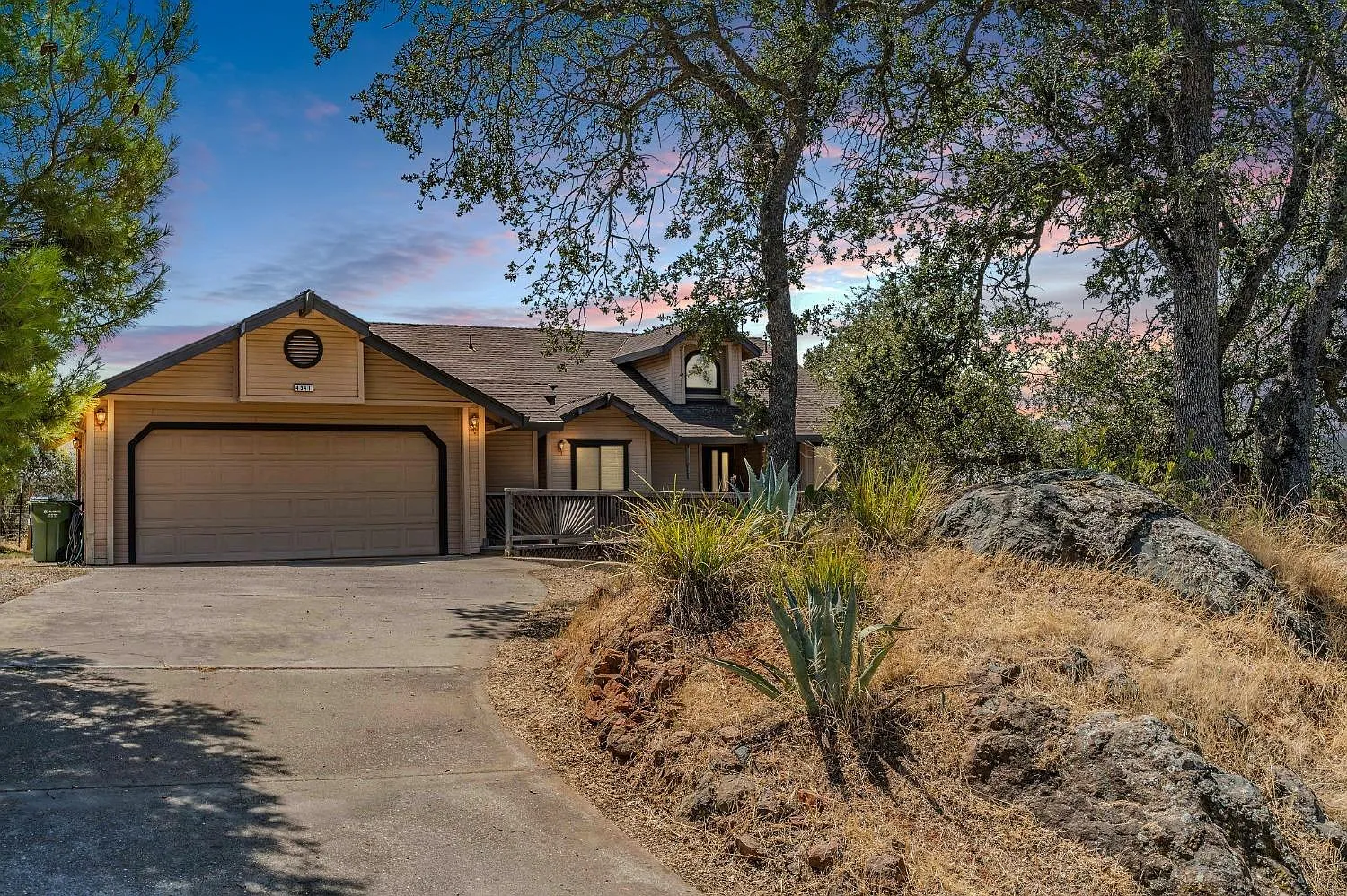 4341 Hartvickson Ln photo 1