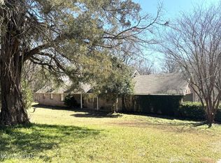 416 N Palestine Rd, Natchez, MS 39120