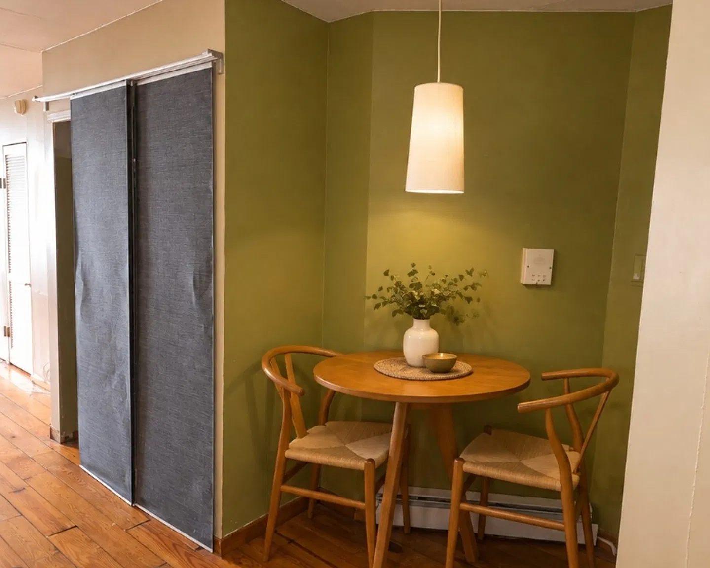 Studio, 600 sqft, $2,000 — Photo 2