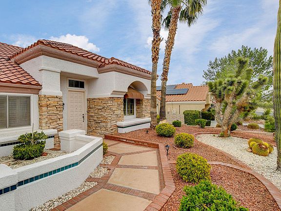 3rd image of 9220 Sundial Dr