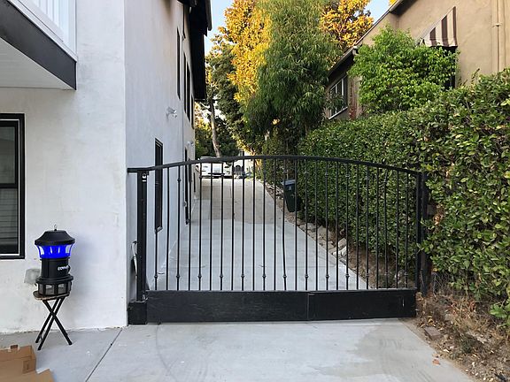 separate gate from owner
