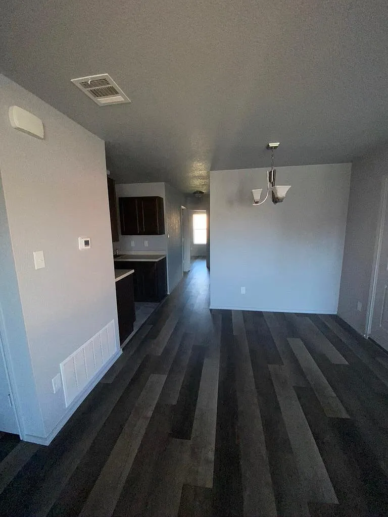 1324B Liberation Ln — Photo 4