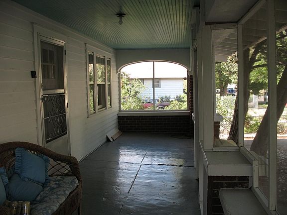 Front screened in porch