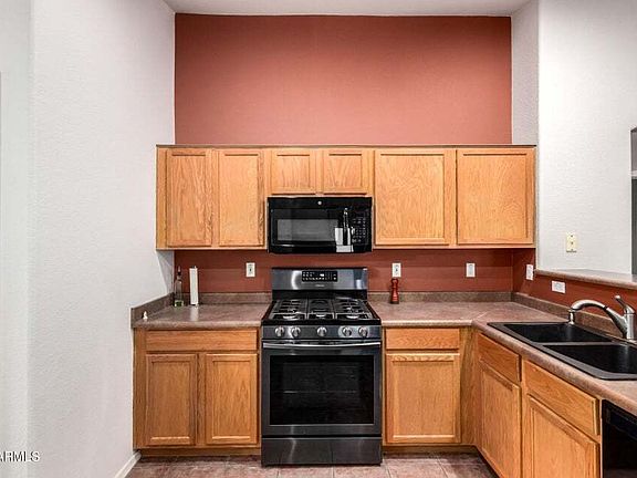 3rd image of 17530 W Wind Drift Ct