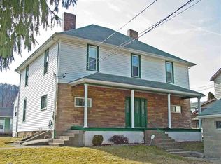 503 N Chester St, New Cumberland, WV 26047