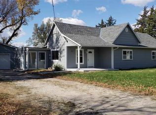 510 N 5th St, Canton, KS 67428
