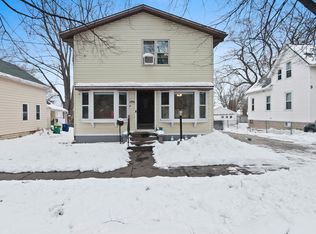 1341 Stuart St, Green Bay, WI 54301