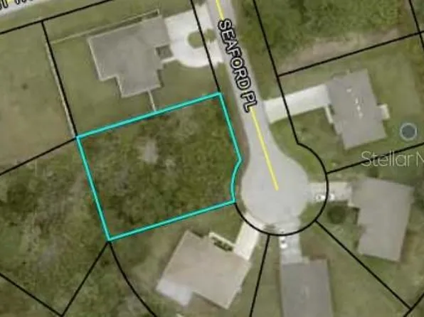 4 Seaford Pl #13, Palm Coast, FL 32164