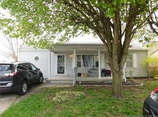 425 N 3rd St, Scottsburg, IN 47170