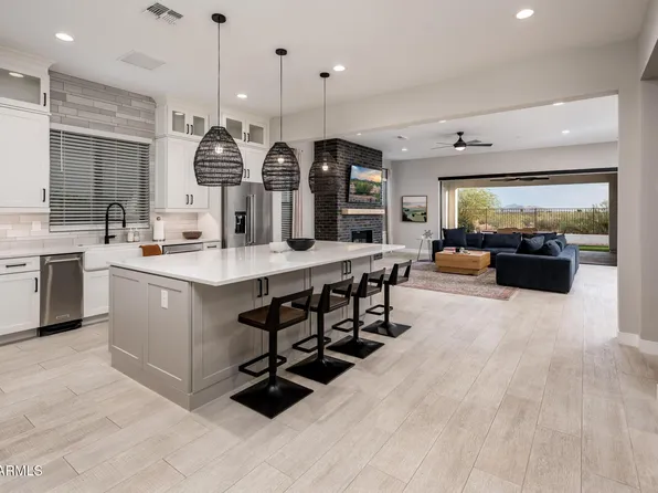 6615 E Libby St, Phoenix, AZ 85054