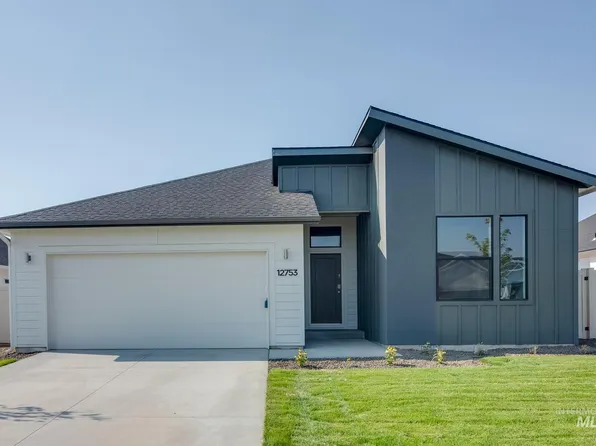 1740 SW Besra Dr, Mountain Home, ID 83647