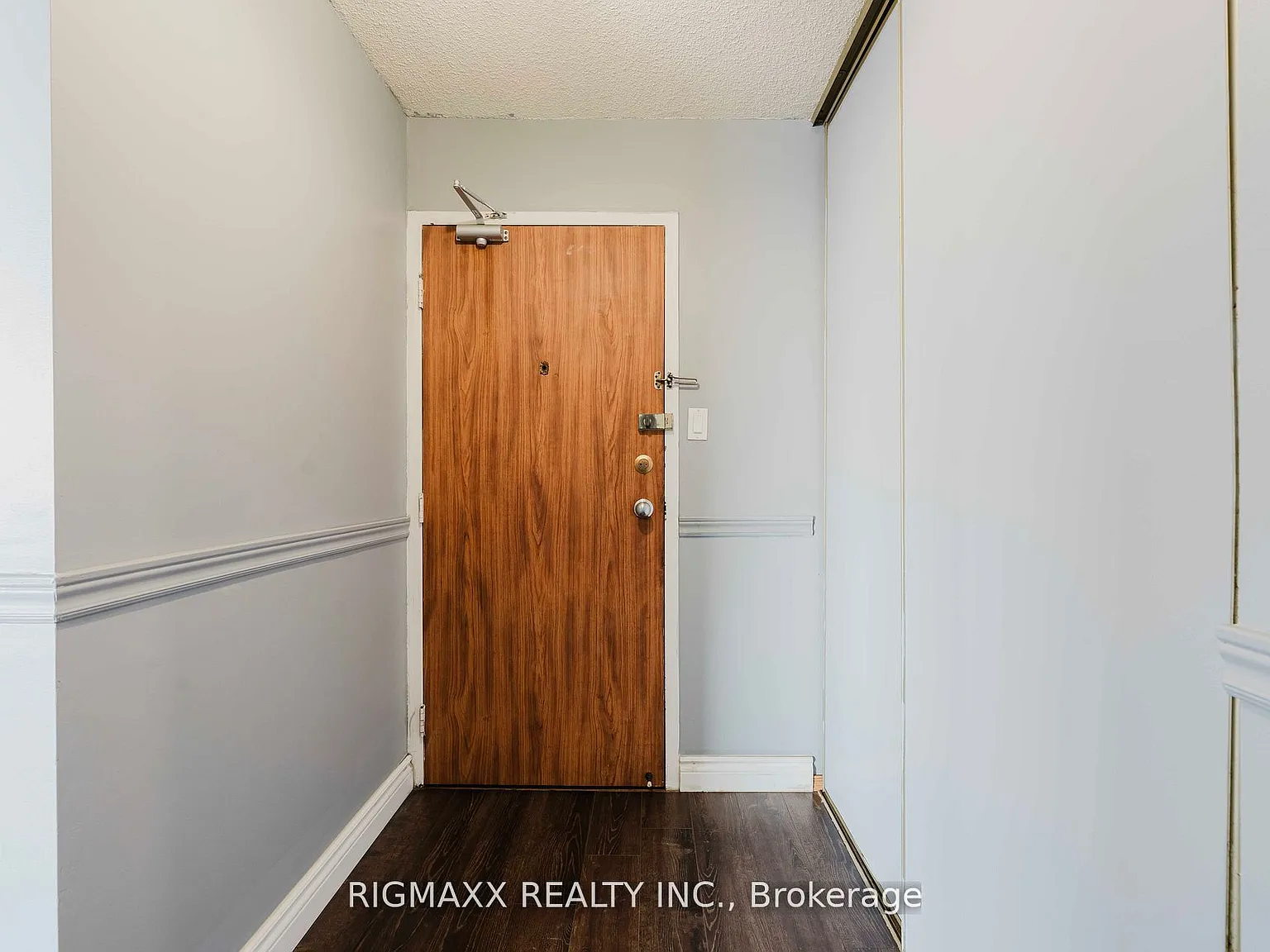 2 bed, $3,000 — Photo 3