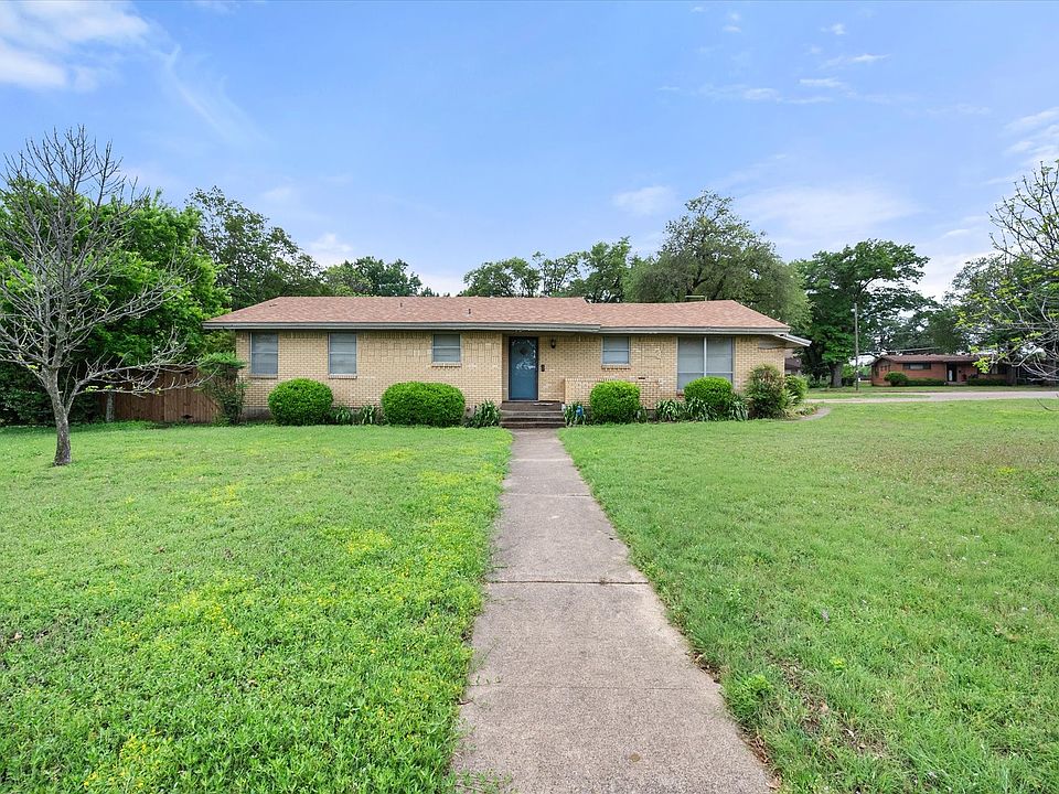 1st image of 2266 Myrtlewood Dr