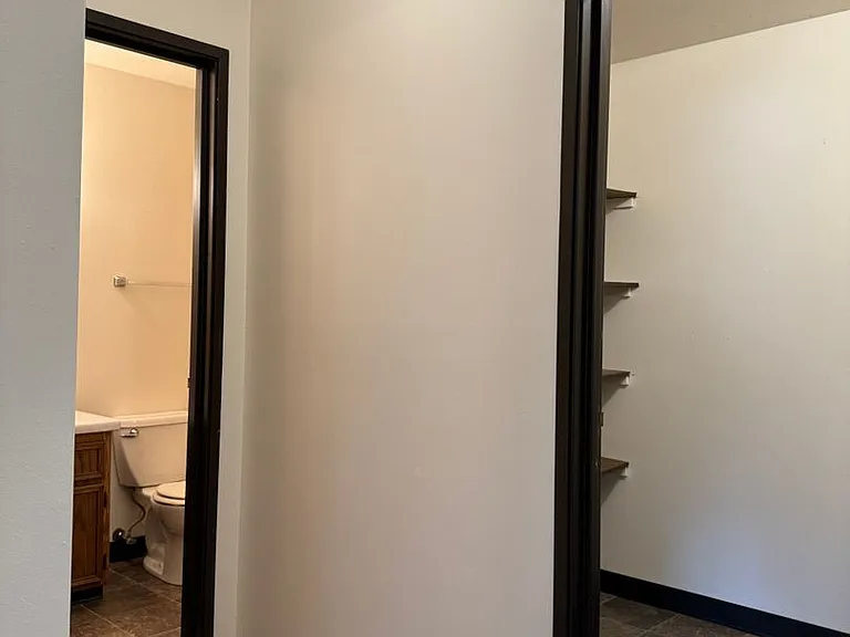 Silver Leaf Apartments — Photo 35