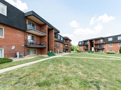 3014 171st St APT 2A, Hazel Crest, IL, 60429