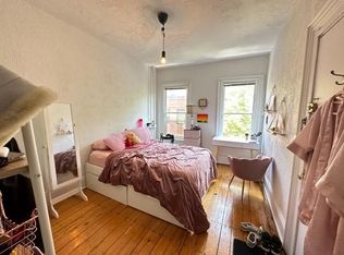 19 S Russell St APT 5, Boston, MA 02114