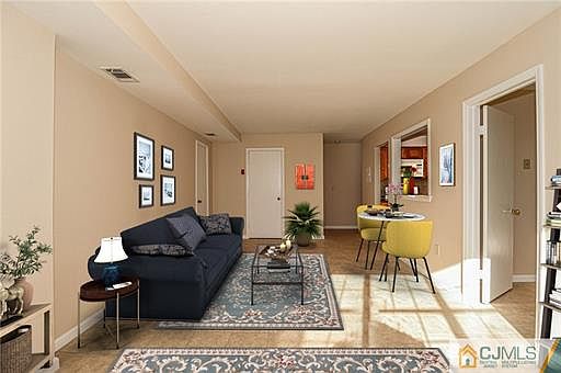 1st image of 178 College Dr #178