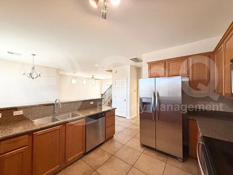 10225 W Camelback Rd #11 — Photo 6
