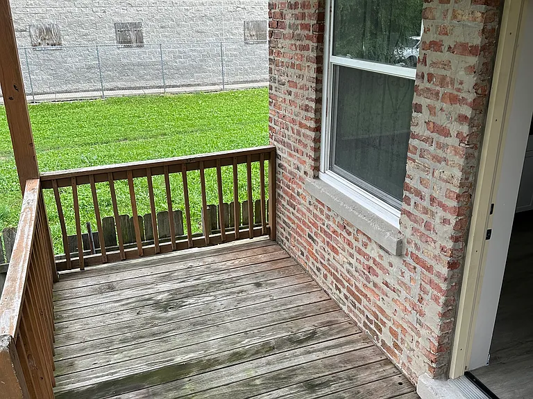1556 S Spaulding Ave #1 — Photo 14