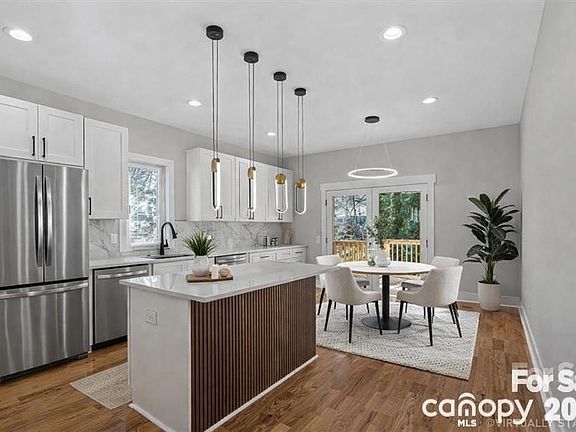 2nd image of 543 30th Ave NW